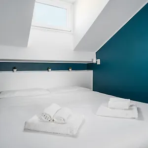 Design Attic Porta Venezia 65m2 - Self Check-in Appartamento Milano
